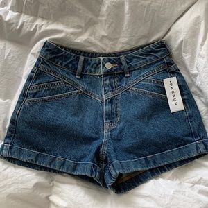 brand new pacsun dark wash shorts